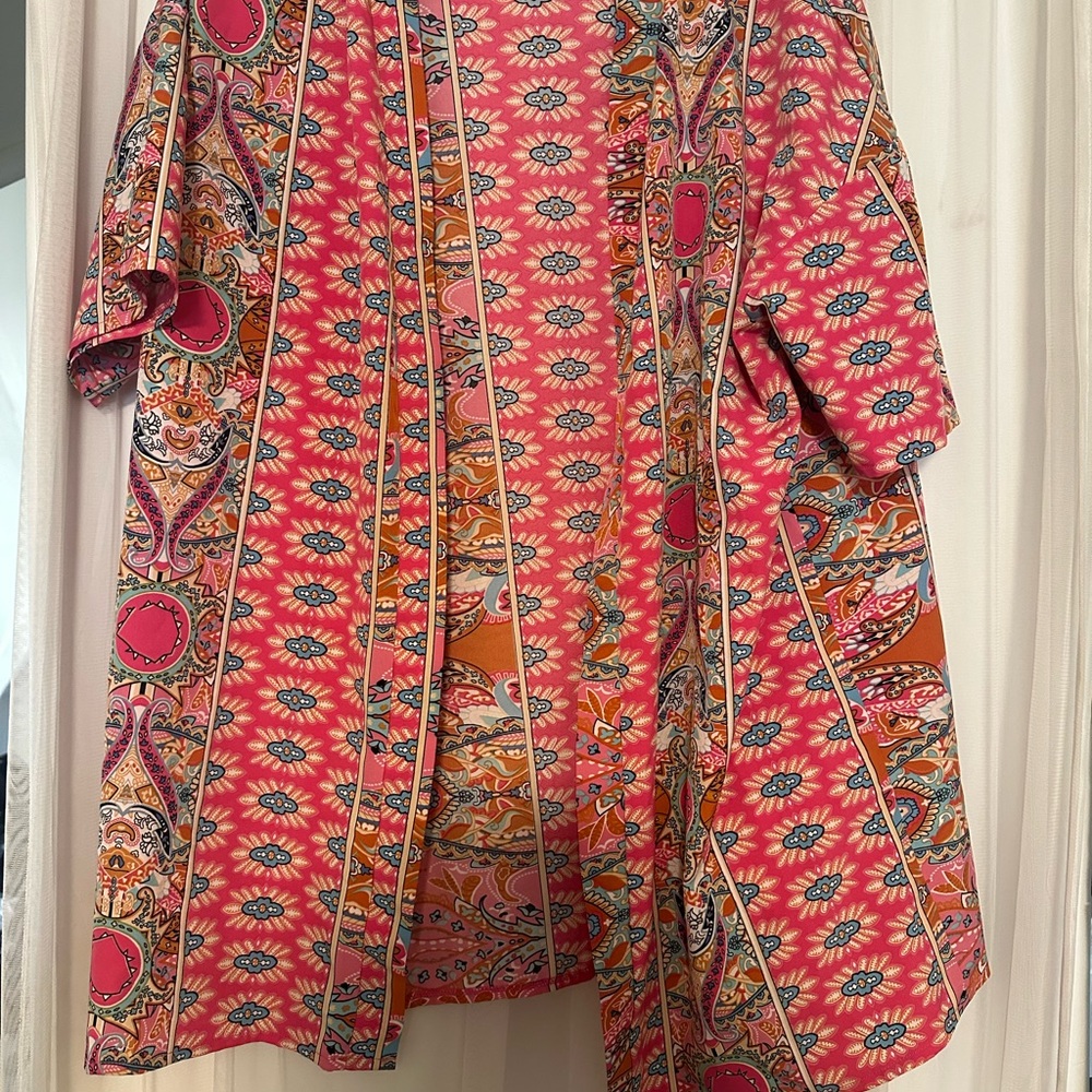 SHEIN SET Pink Paisley Women's Cape and Bottom